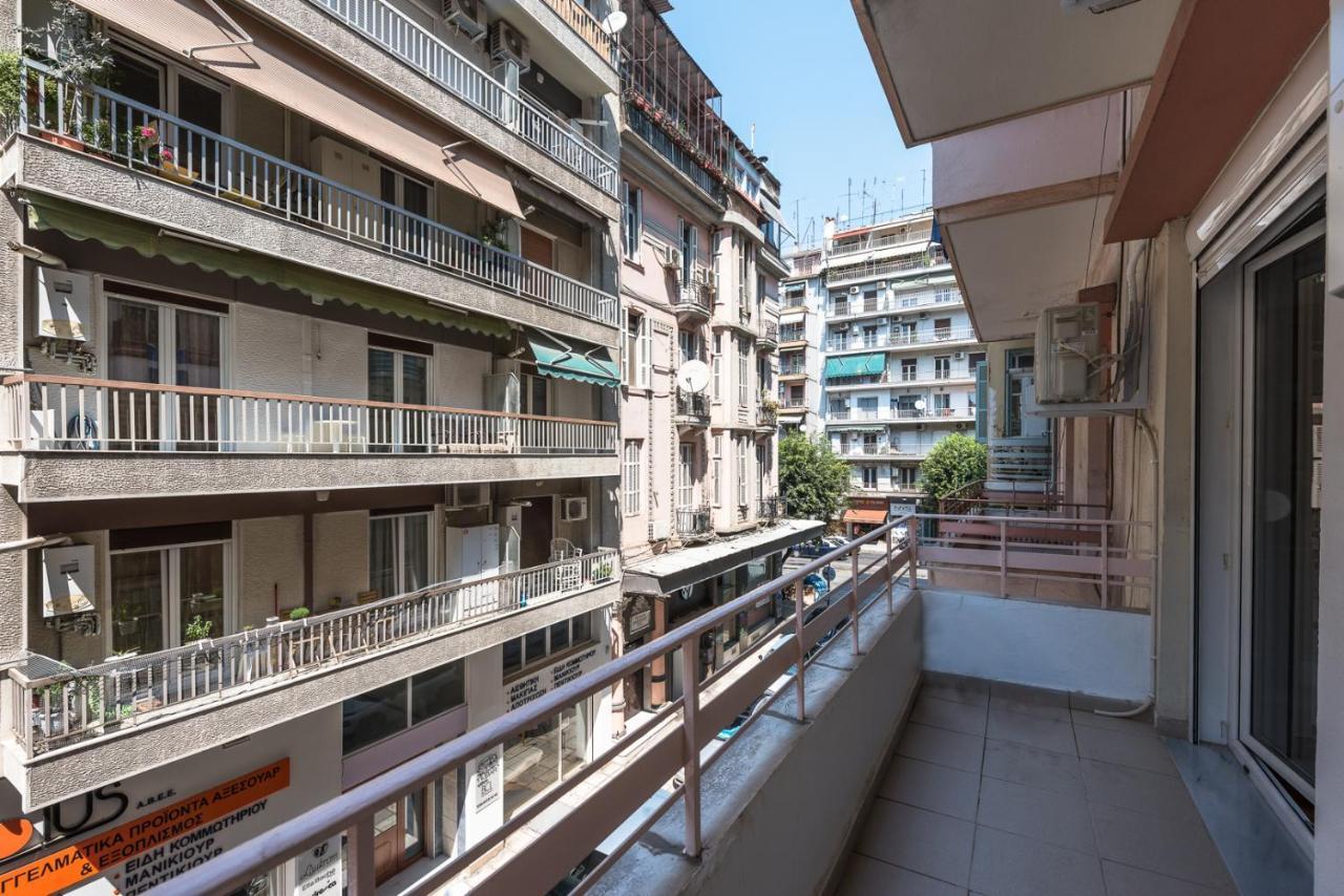 F & B Collection - Flat For 6 Apartment เทสซาโลนิกิ ภายนอก รูปภาพ